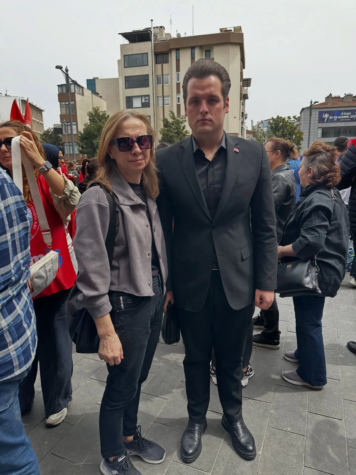 Gençlerimizin Geleceği ve Güvenliği İçin Dayanışma